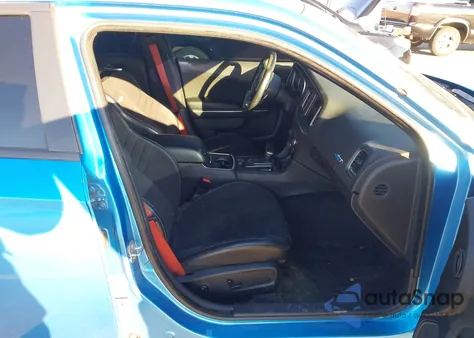 2015 Dodge Charger Srt 392 из США, поврежденный, VIN 2C3CDXEJ0FH868794